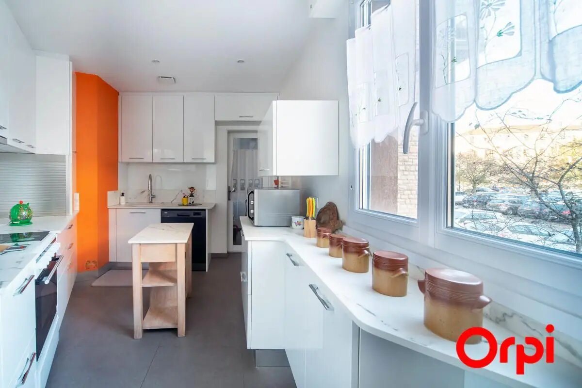 Appartement à vendre, 102m², Mâcon