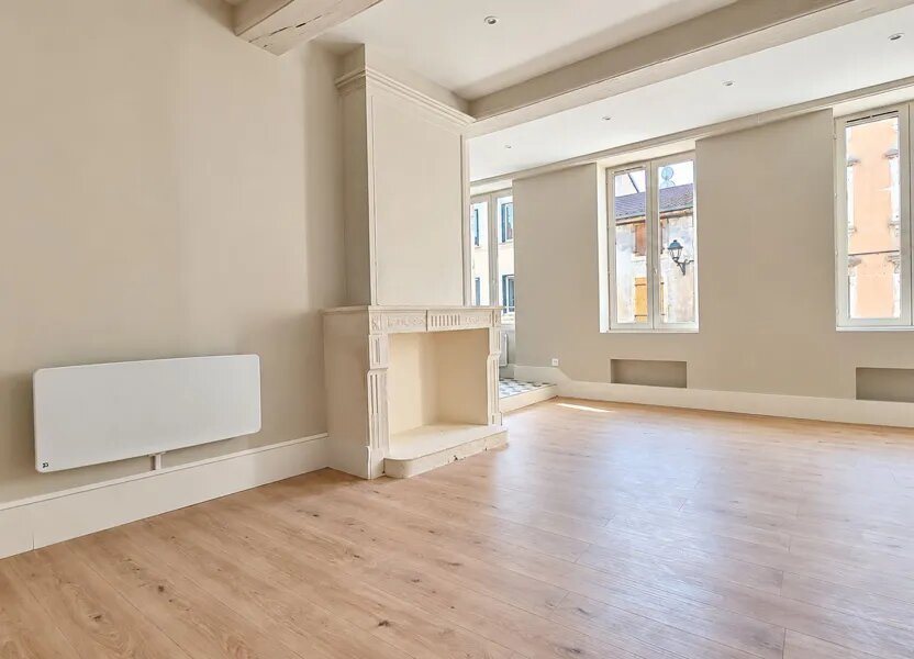 Appartement à vendre, 65m², Saint-Laurent-sur-Saône
