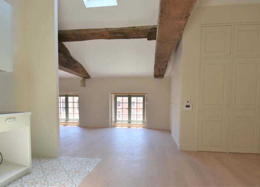 Appartement à louer, 76m², Mâcon