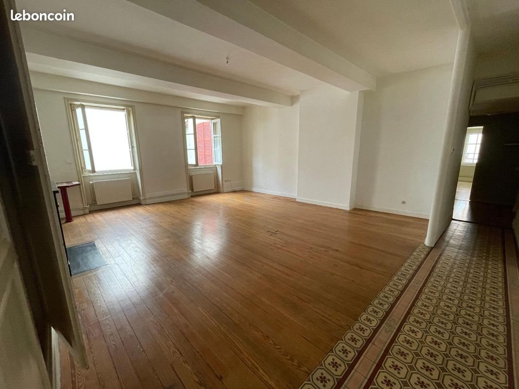 Appartement à louer, 109m², Mâcon