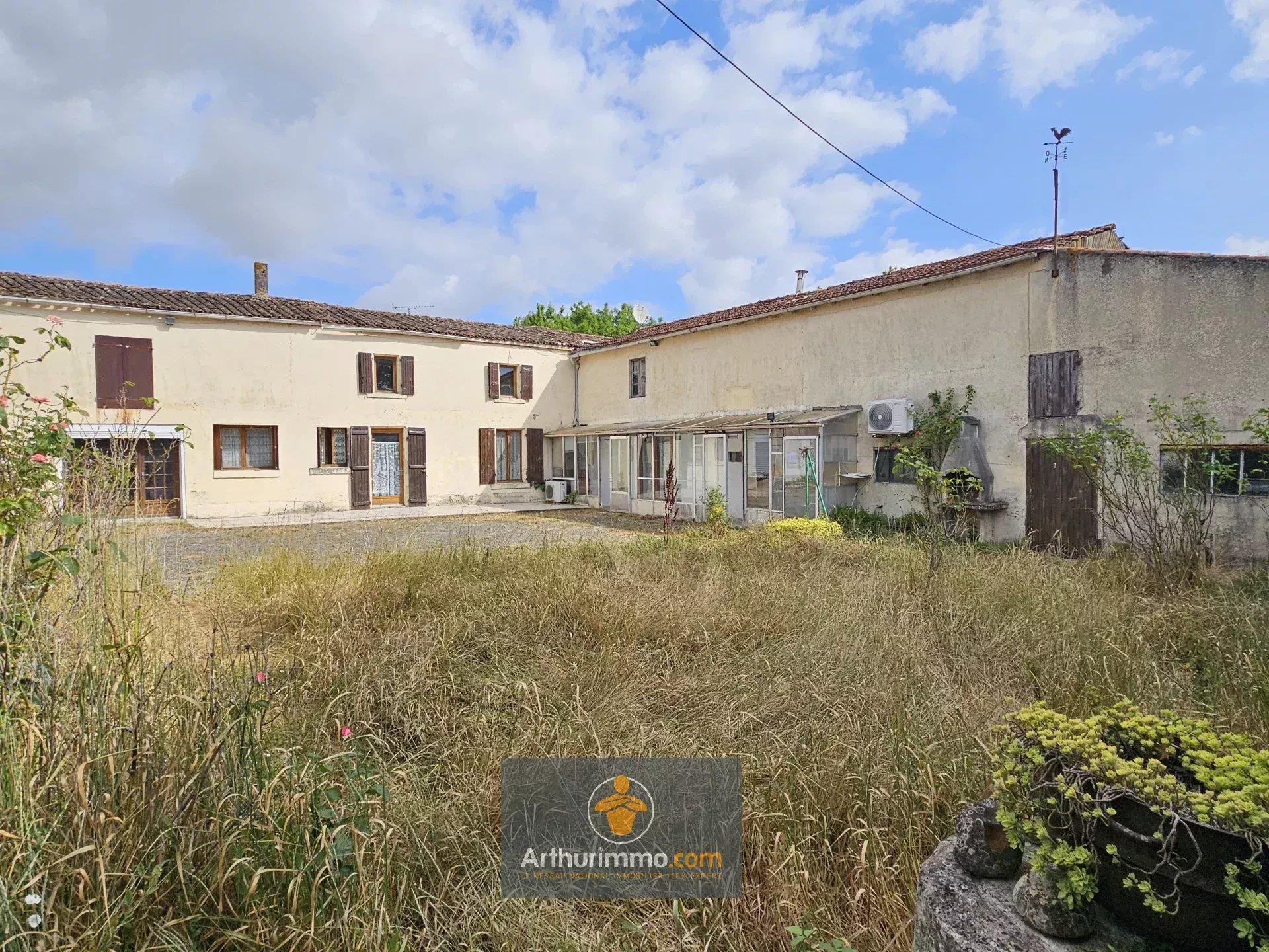 Maison à vendre, 152m², La Grève-sur-Mignon