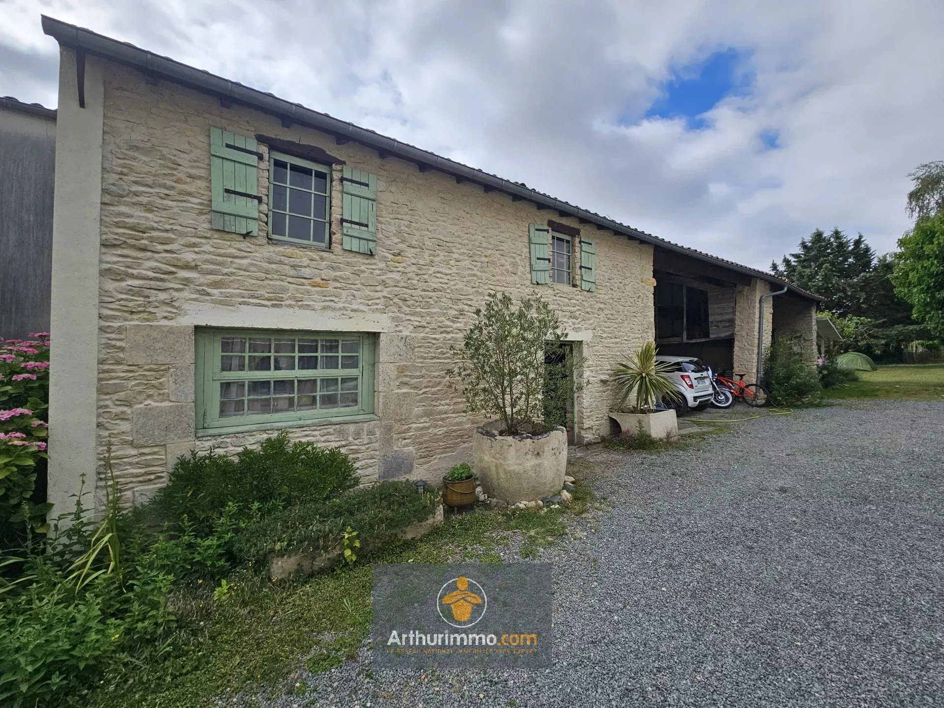 Maison à vendre, 178m², Saint-Hilaire-la-Palud