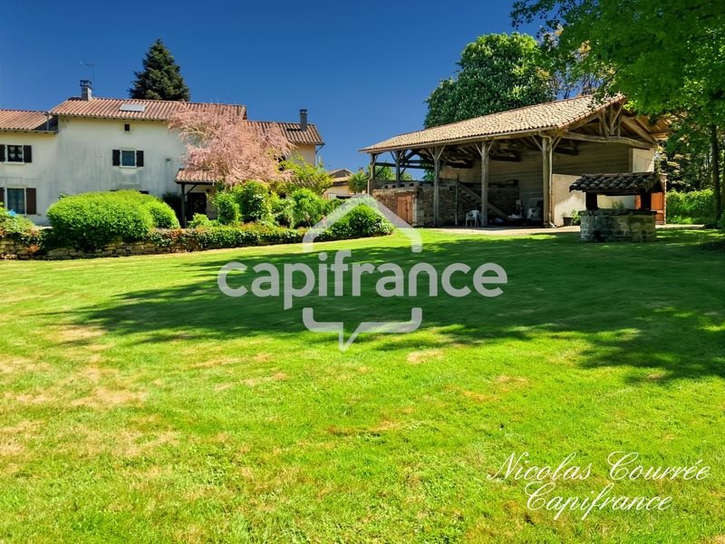 Maison à vendre, 214m², Clussais-la-Pommeraie
