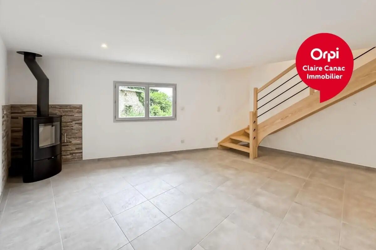 Maison à louer, 105m², Burlats