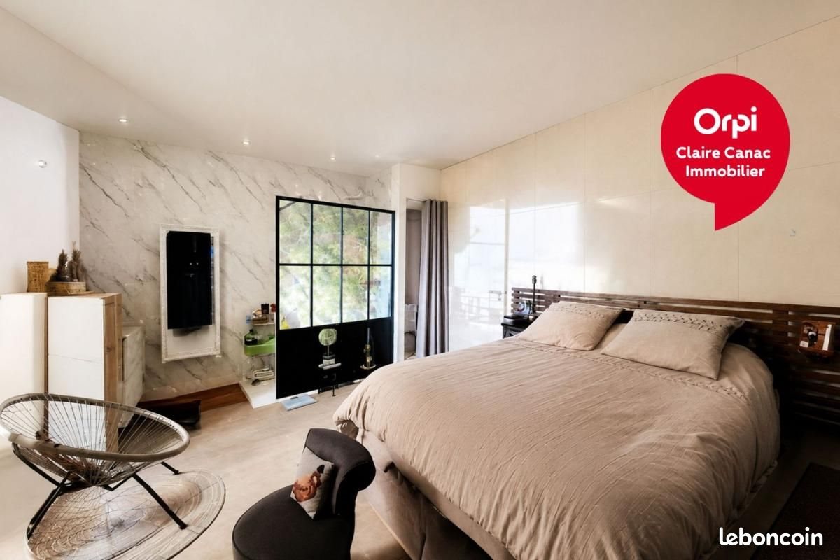 Maison à vendre, 210m², Saint-Paul-Cap-de-Joux