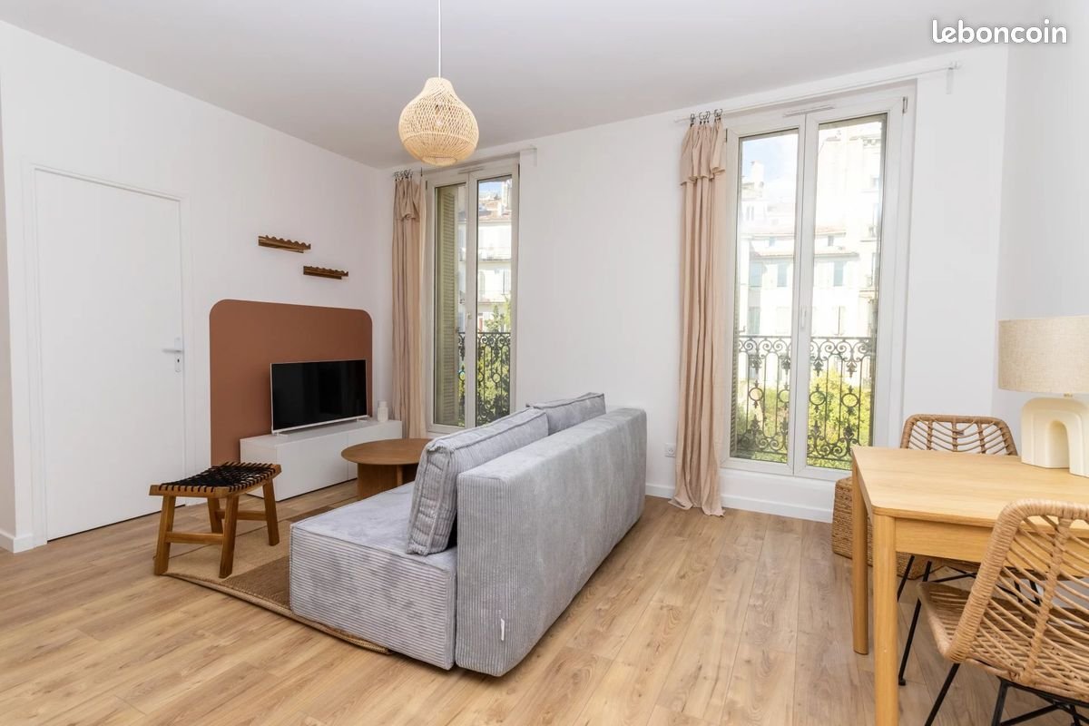 Appartement à louer, 32m², Marseille 5ème