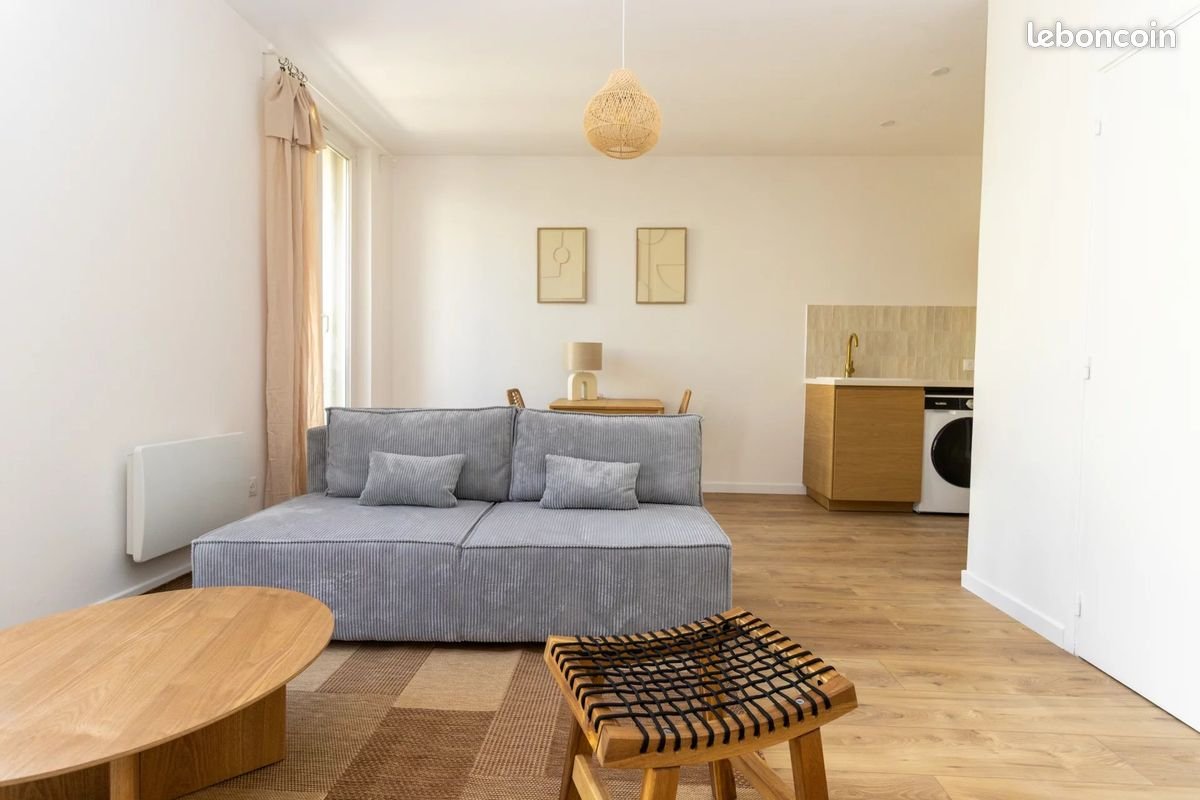 Appartement à louer, 32m², Marseille 5ème