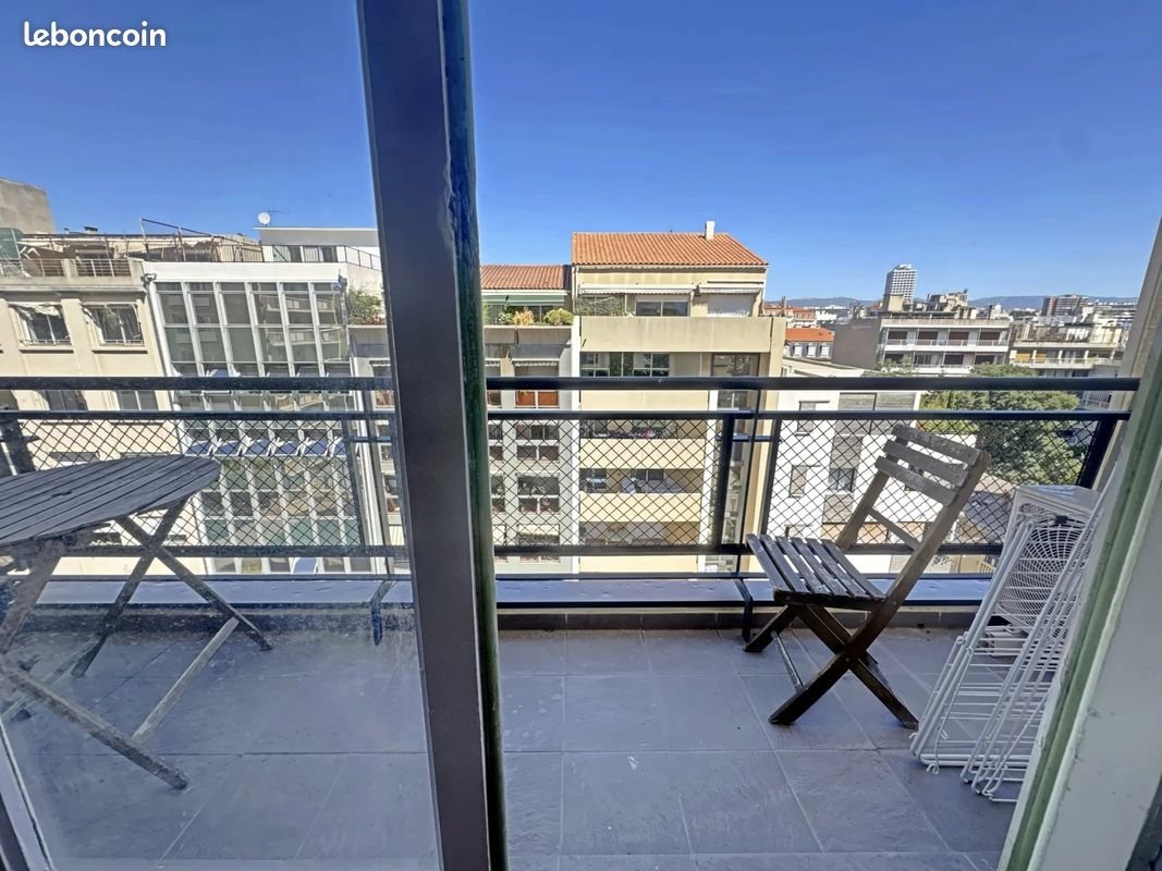Appartement à louer, 52m², Marseille 8ème