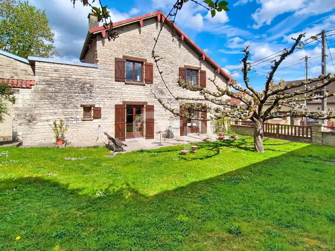 Maison à vendre, 95m², Laferté-sur-Aube