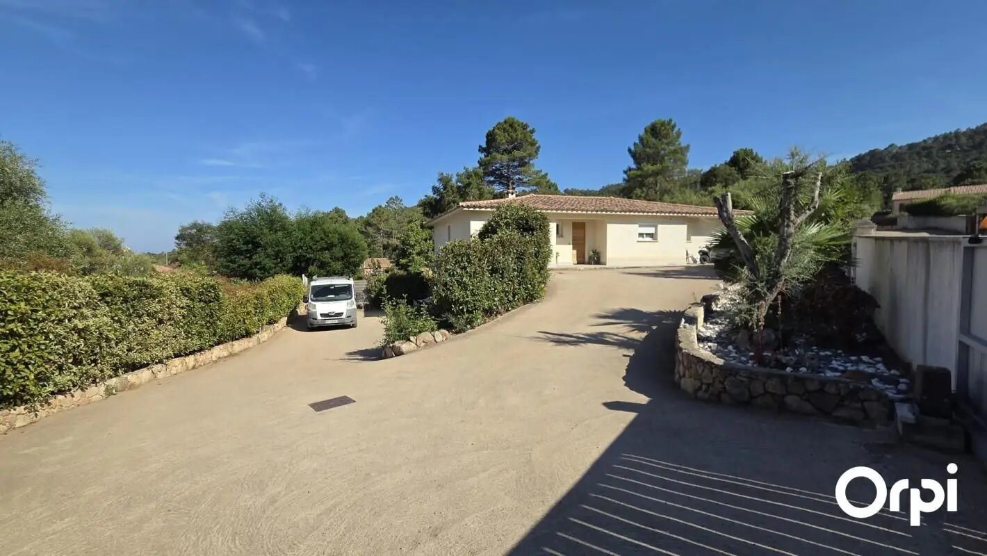 Maison à vendre, 170m², Zonza