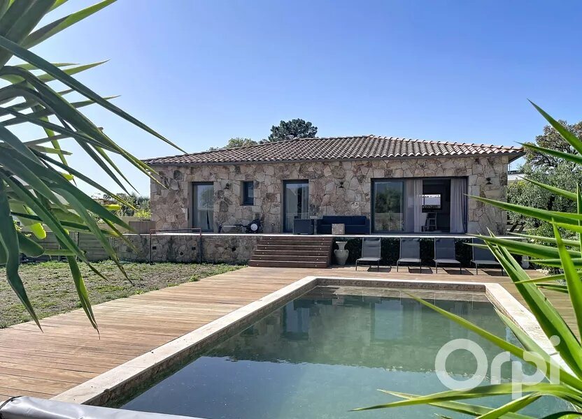 Maison à vendre, 137m², Lecci