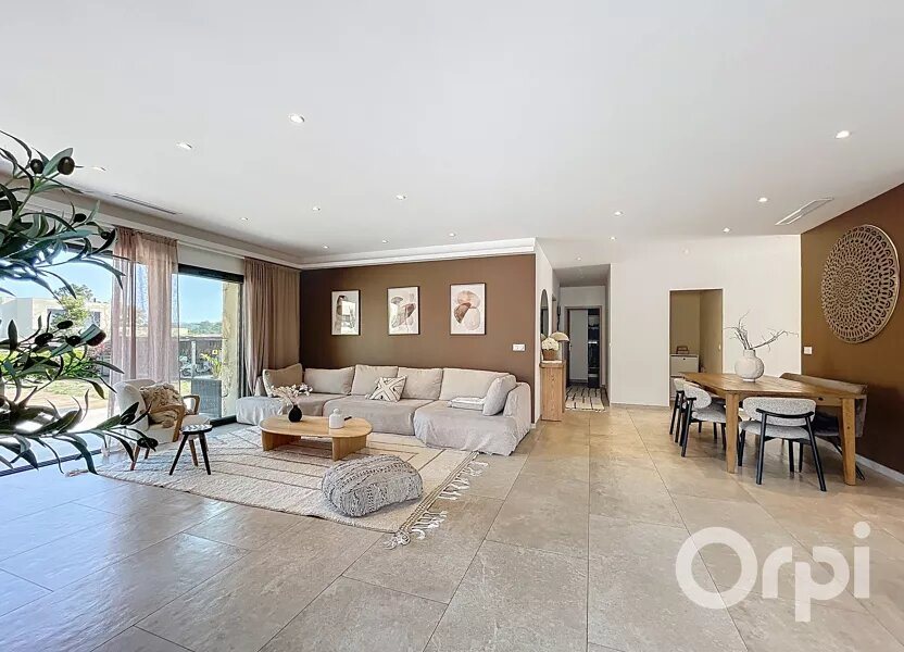 Maison à vendre, 137m², Lecci