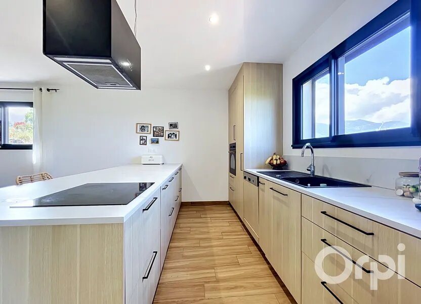 Maison à vendre, 150m², Sotta