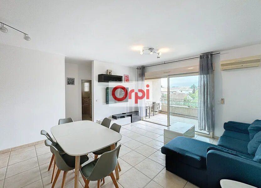 Appartement à louer, 71m², Porto-Vecchio