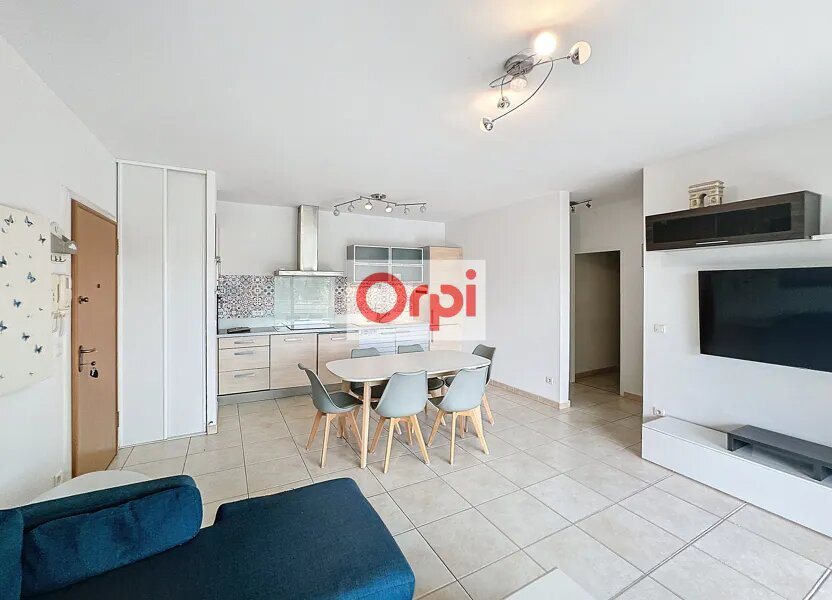 Appartement à louer, 71m², Porto-Vecchio