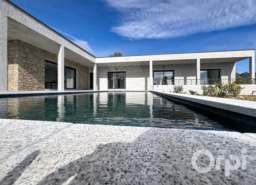 Maison à vendre, 147m², Lecci