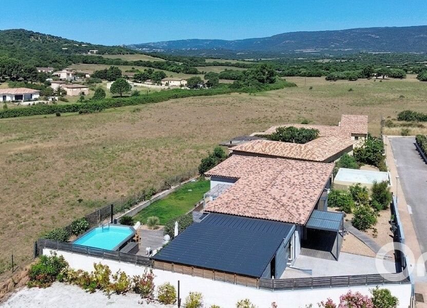 Maison à vendre, 120m², Figari