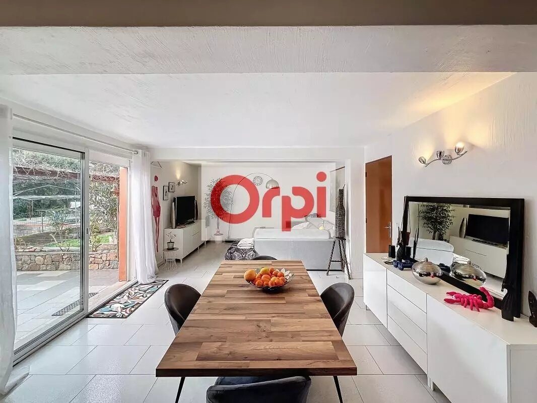 Maison à vendre, 280m², Porto-Vecchio