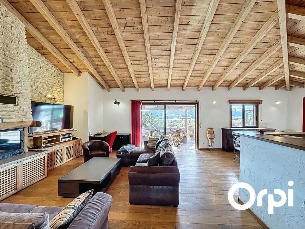 Maison à vendre, 239m², Sotta