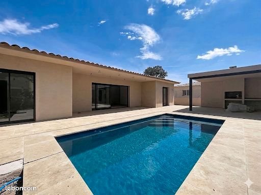 Maison à vendre, 140m², Lecci