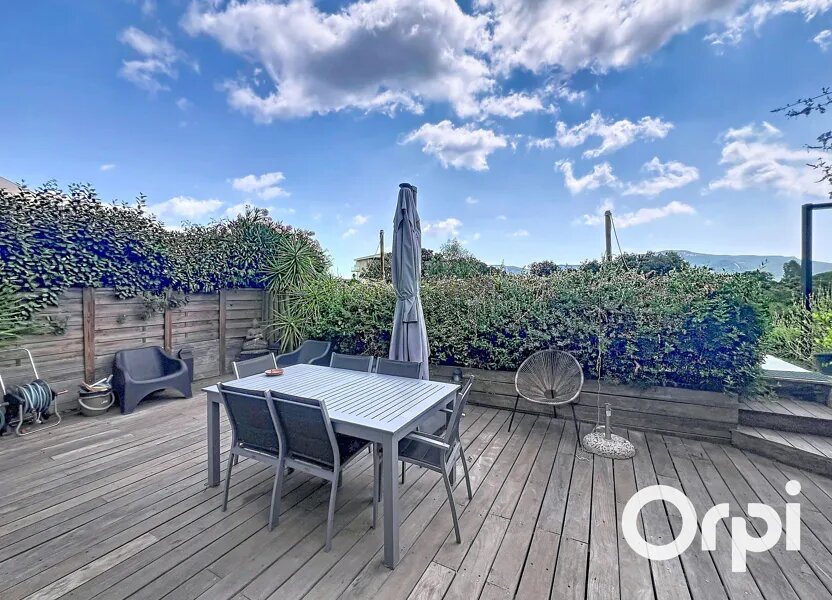 Appartement à vendre, 85m², Porto-Vecchio