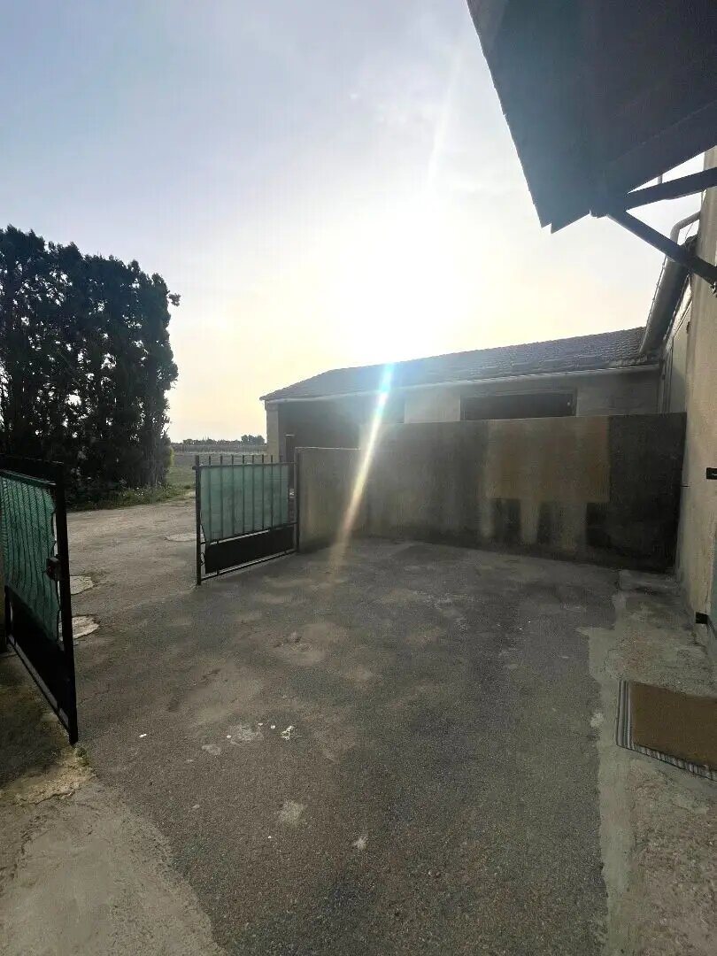 Maison à louer, 81m², Boulbon