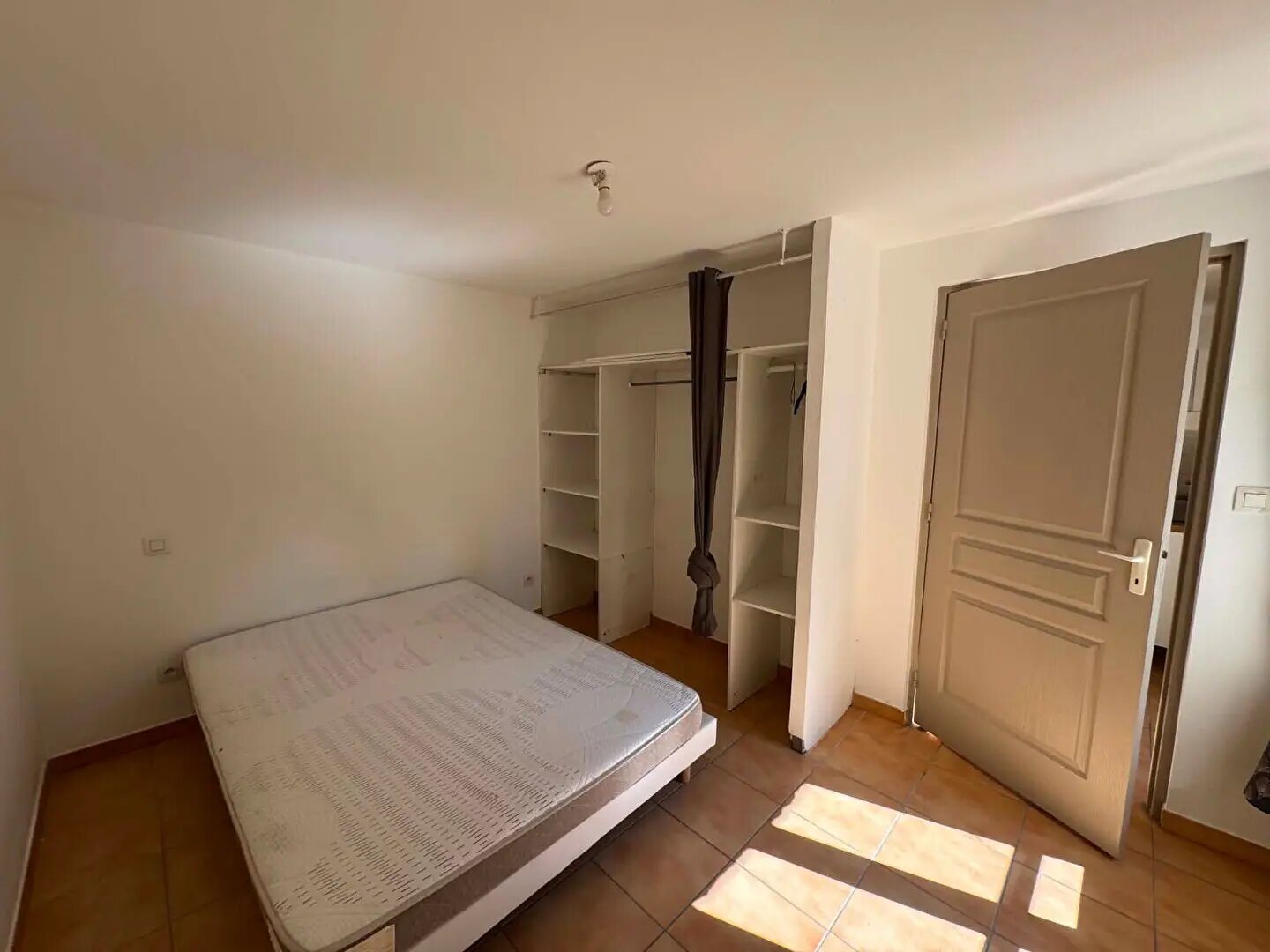 Appartement à vendre, 29m², Villeneuve-lès-Avignon