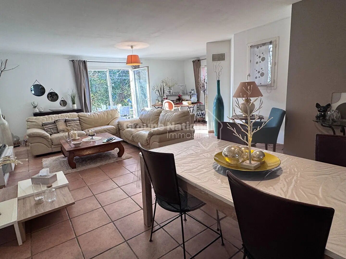 Maison à vendre, 121m², Rognonas