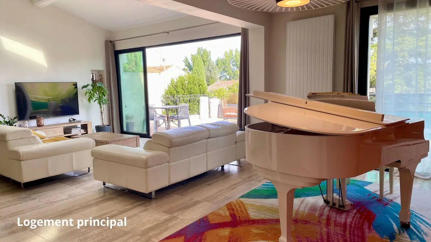 Maison à vendre, 398m², Eyragues