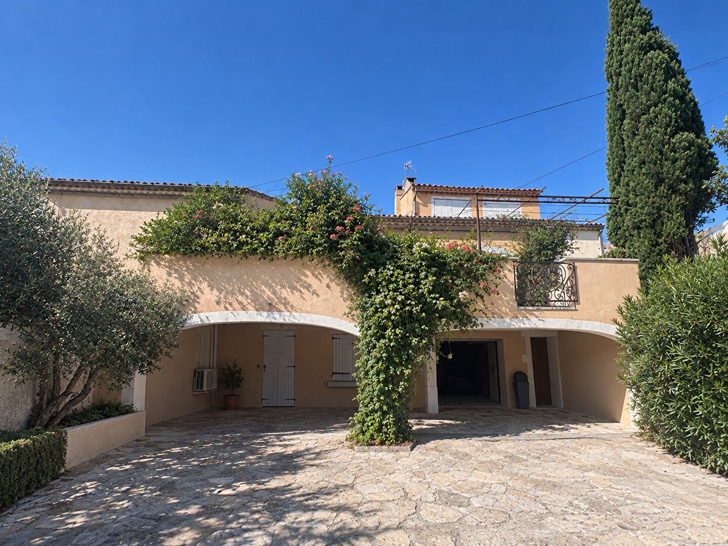 Maison à vendre, 171m², Rognonas