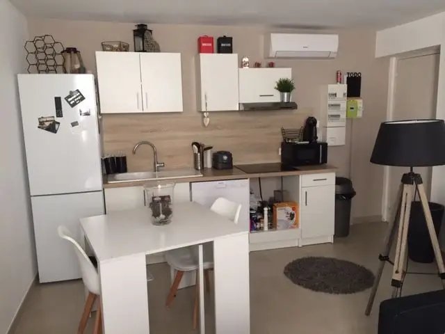 Appartement à louer, 29m², Rognonas