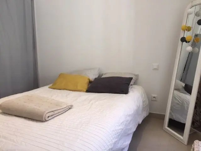 Appartement à louer, 29m², Rognonas