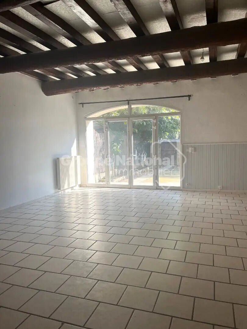 Maison à louer, 131m², Rognonas