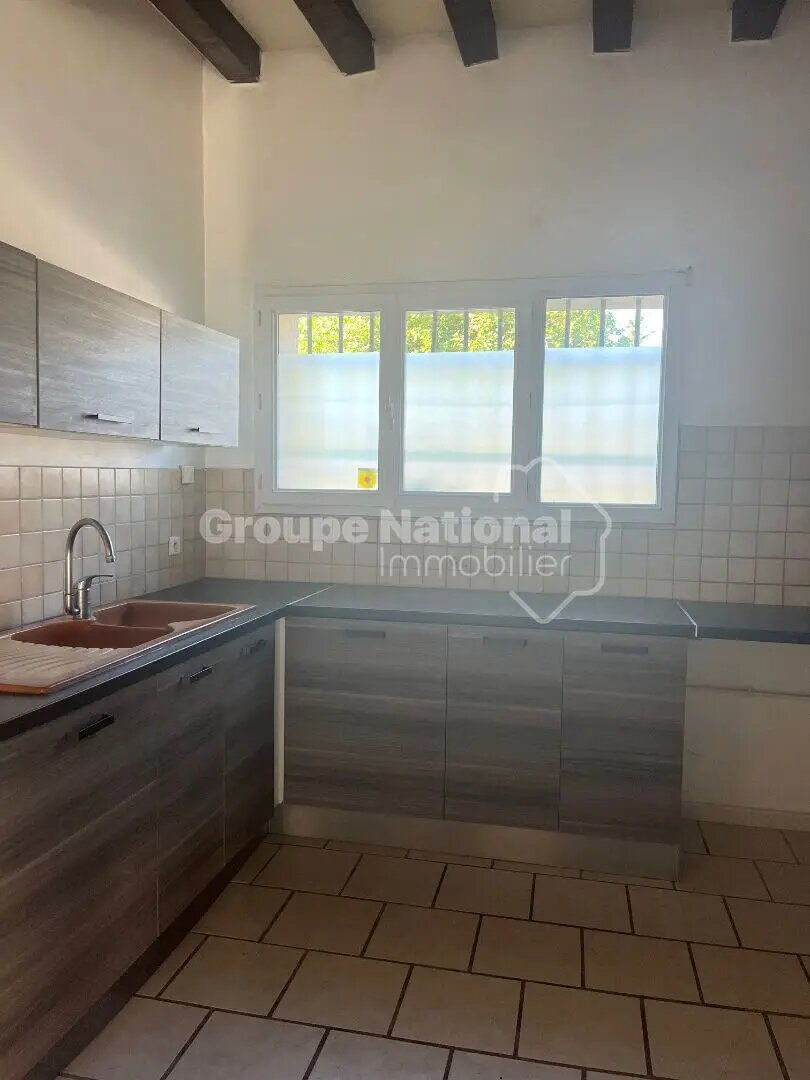 Maison à louer, 131m², Rognonas