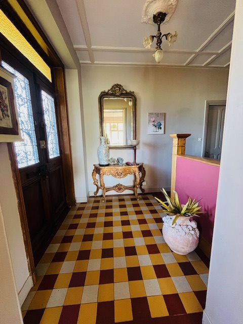 Maison à vendre, 240m², Cours-la-Ville
