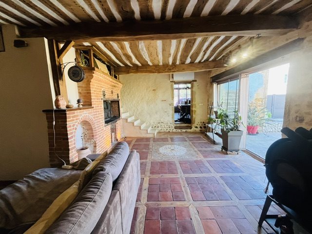 Maison à vendre, 240m², Fleury-la-Montagne