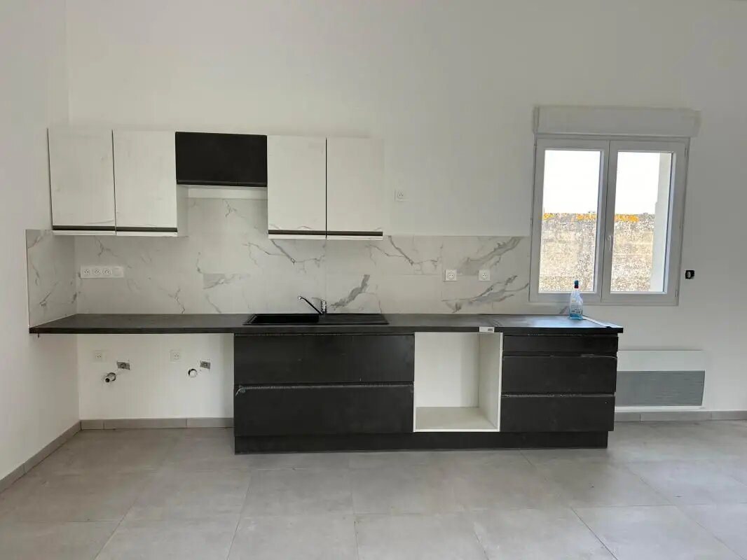 Maison à louer, 93m², Montreuil-aux-Lions