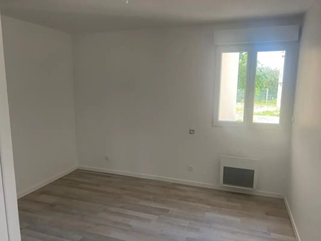 Maison à louer, 93m², Montreuil-aux-Lions