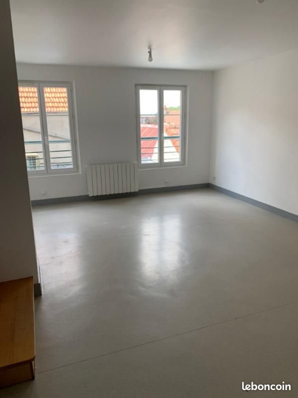 Appartement à louer, 57m², Neuilly-Saint-Front