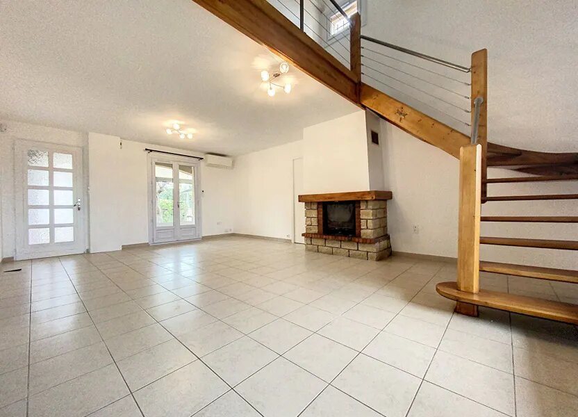 Maison à louer, 115m², Saint-Estève