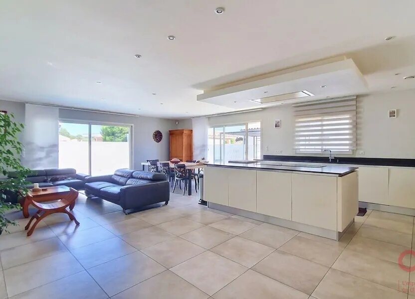 Maison à louer, 141m², Baho