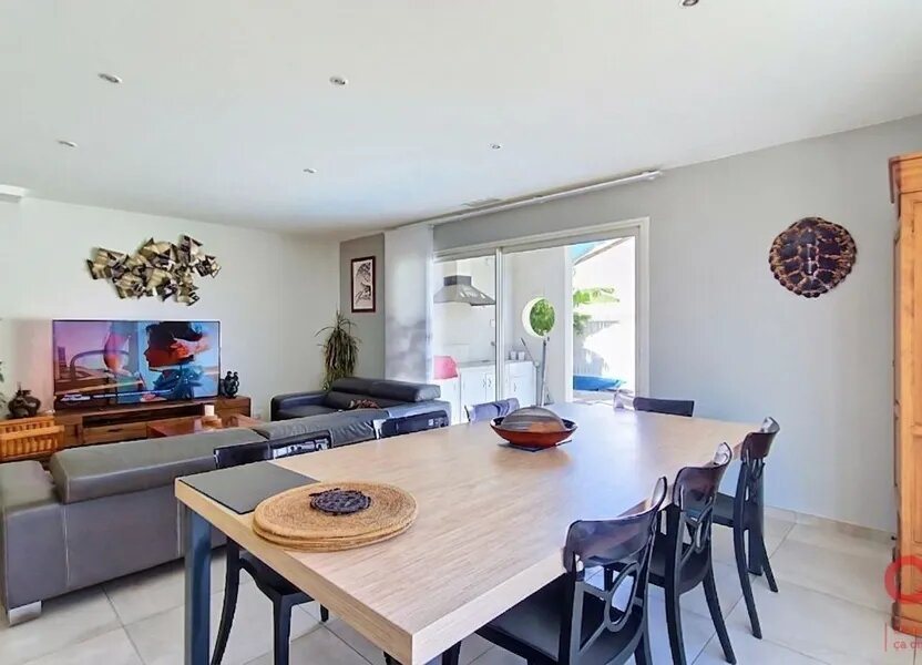 Maison à louer, 141m², Baho