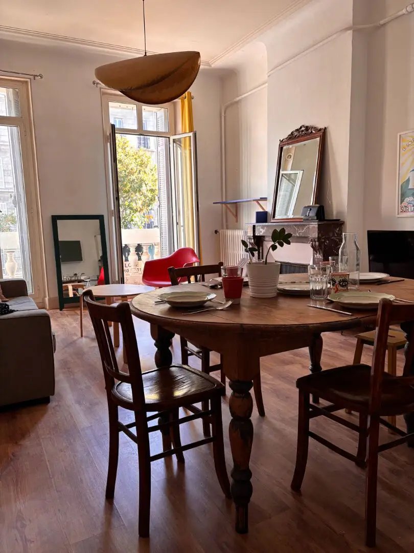 Appartement à louer, 66m², Marseille 5ème
