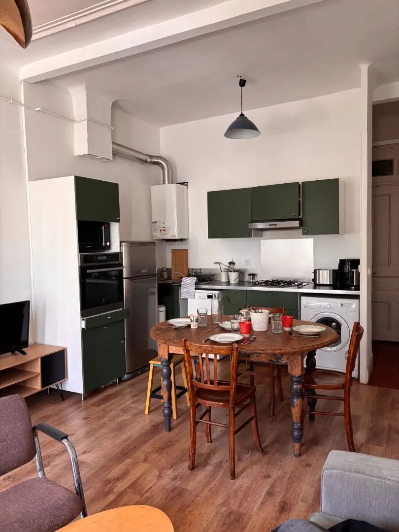Appartement à louer, 66m², Marseille 5ème