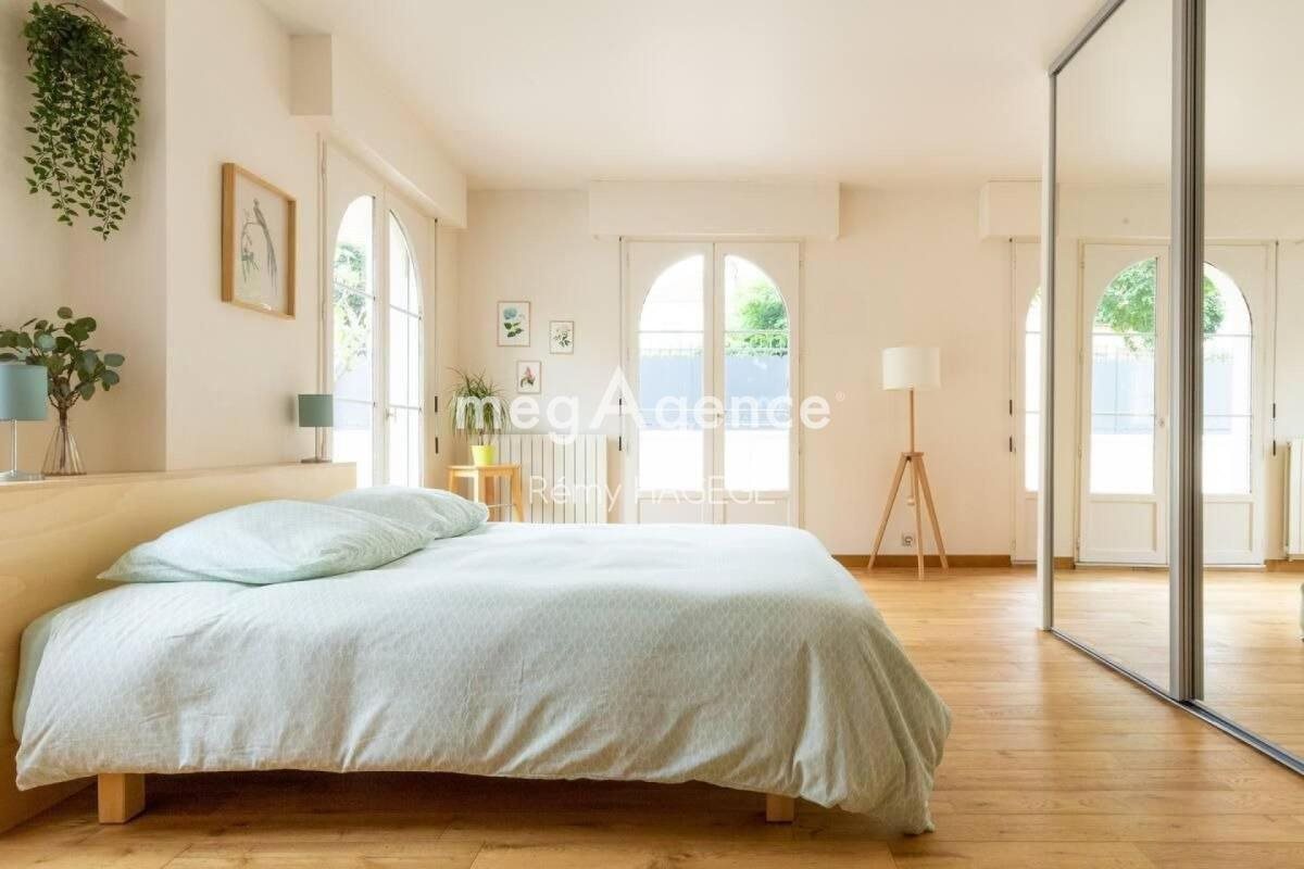 Appartement à vendre, 185m², La Garenne-Colombes
