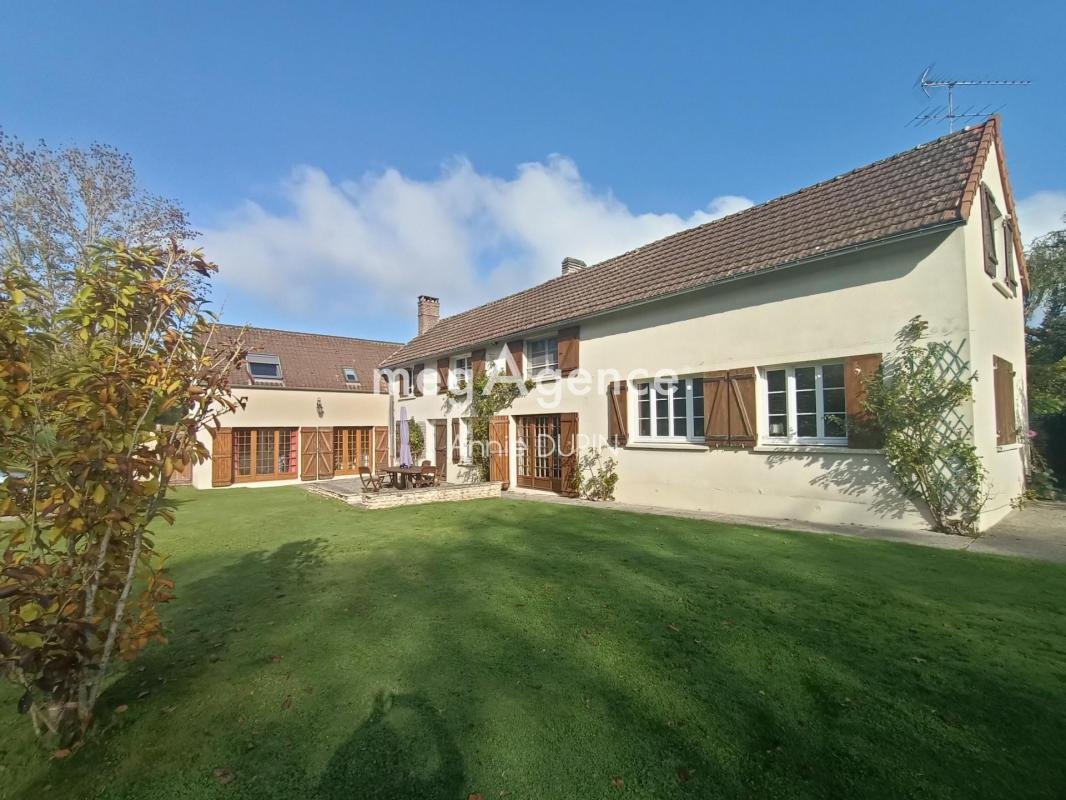 Maison à vendre, 261m², Gambais