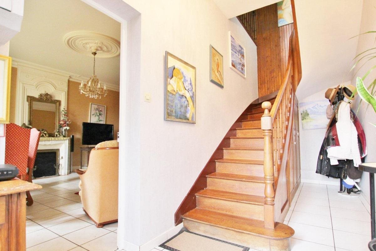 Maison à vendre, 220m², Brion-près-Thouet