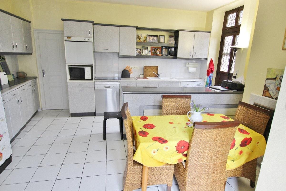 Maison à vendre, 220m², Brion-près-Thouet