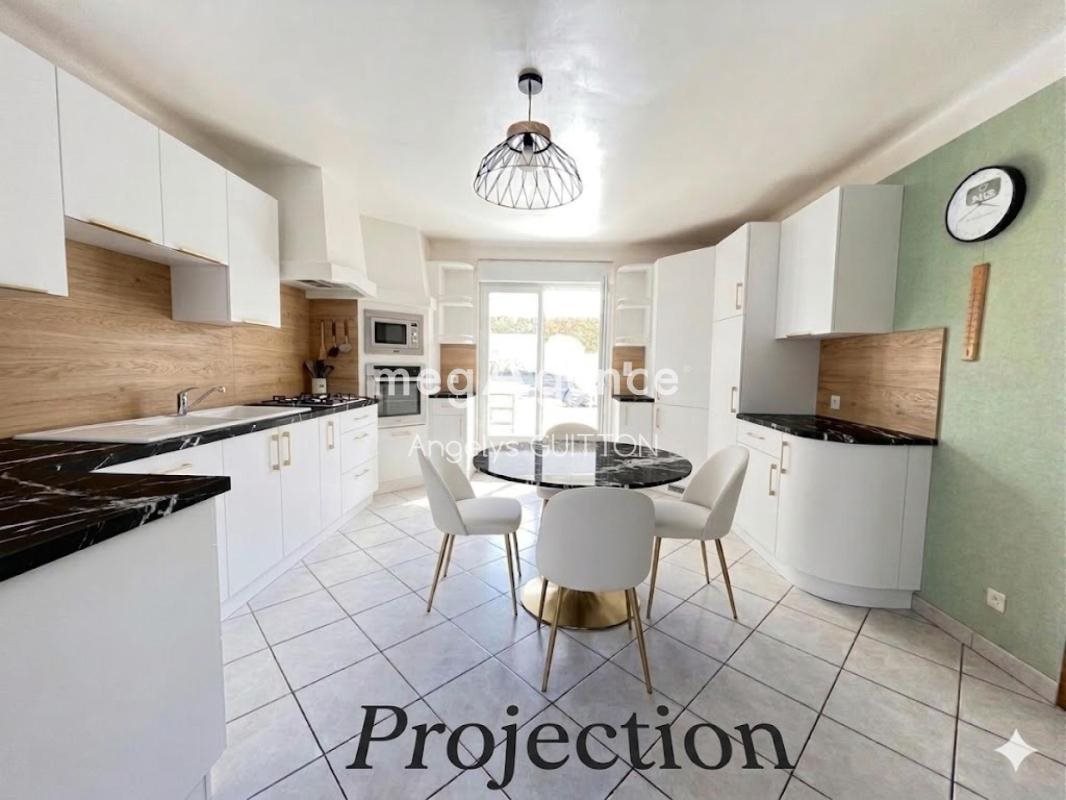 Maison à vendre, 270m², Courgains
