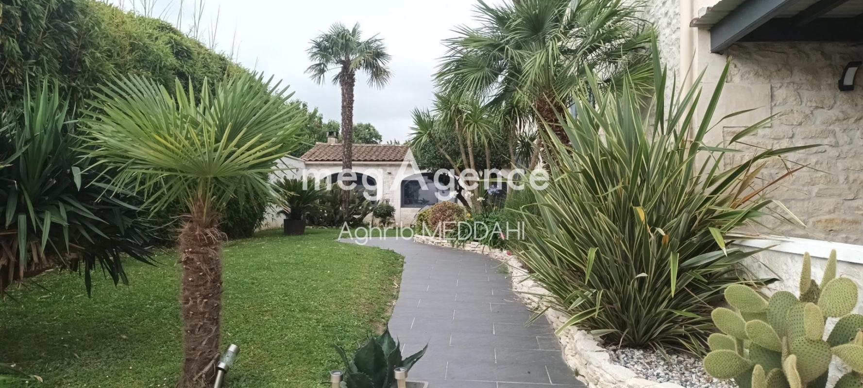 Maison à vendre, 201m², Saujon